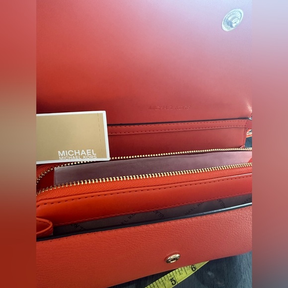 Michael Kors Xbody Leather Orange Natural beauty and soft feel! New With Tag - Picture 6 of 11